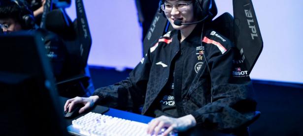 PG游戏-Rookie关键节点高光表现，TES带队取胜！的简单介绍