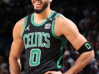 PG游戏-萨拉赫迎来三赛季高光表现，雄鹿球迷沸腾！的简单介绍