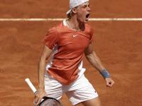 PG电子-纳达尔回归赛场，高光表现首场状态亮眼，热火观众沸腾！的简单介绍